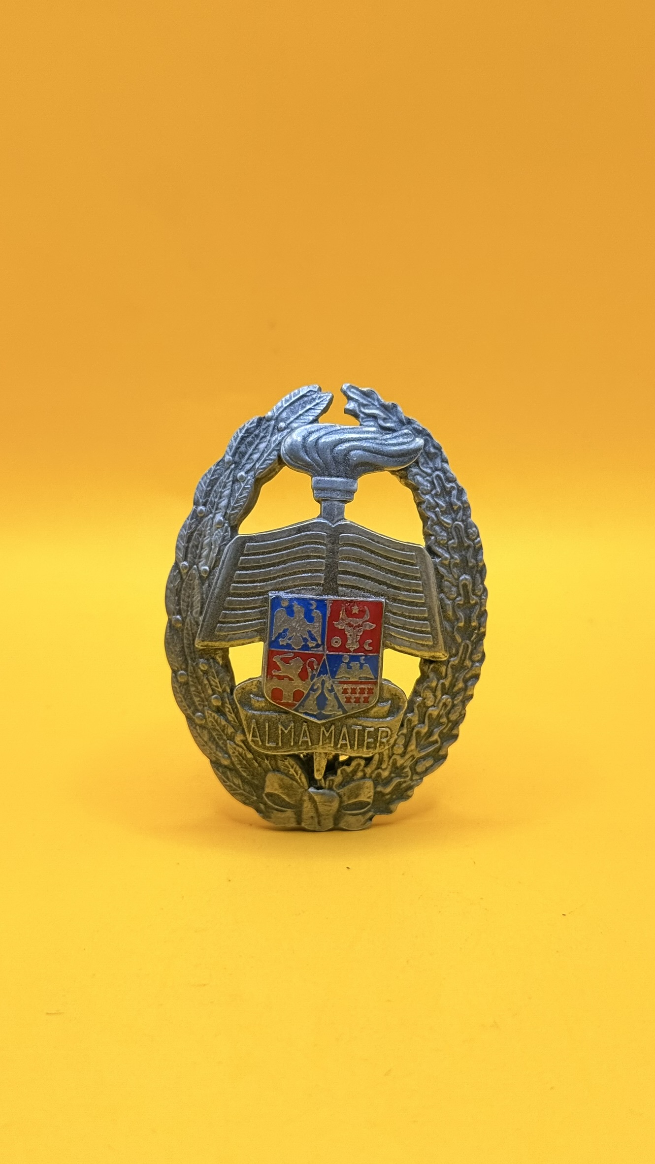 Insignă Alma Mater metalică pentru uniformă militară